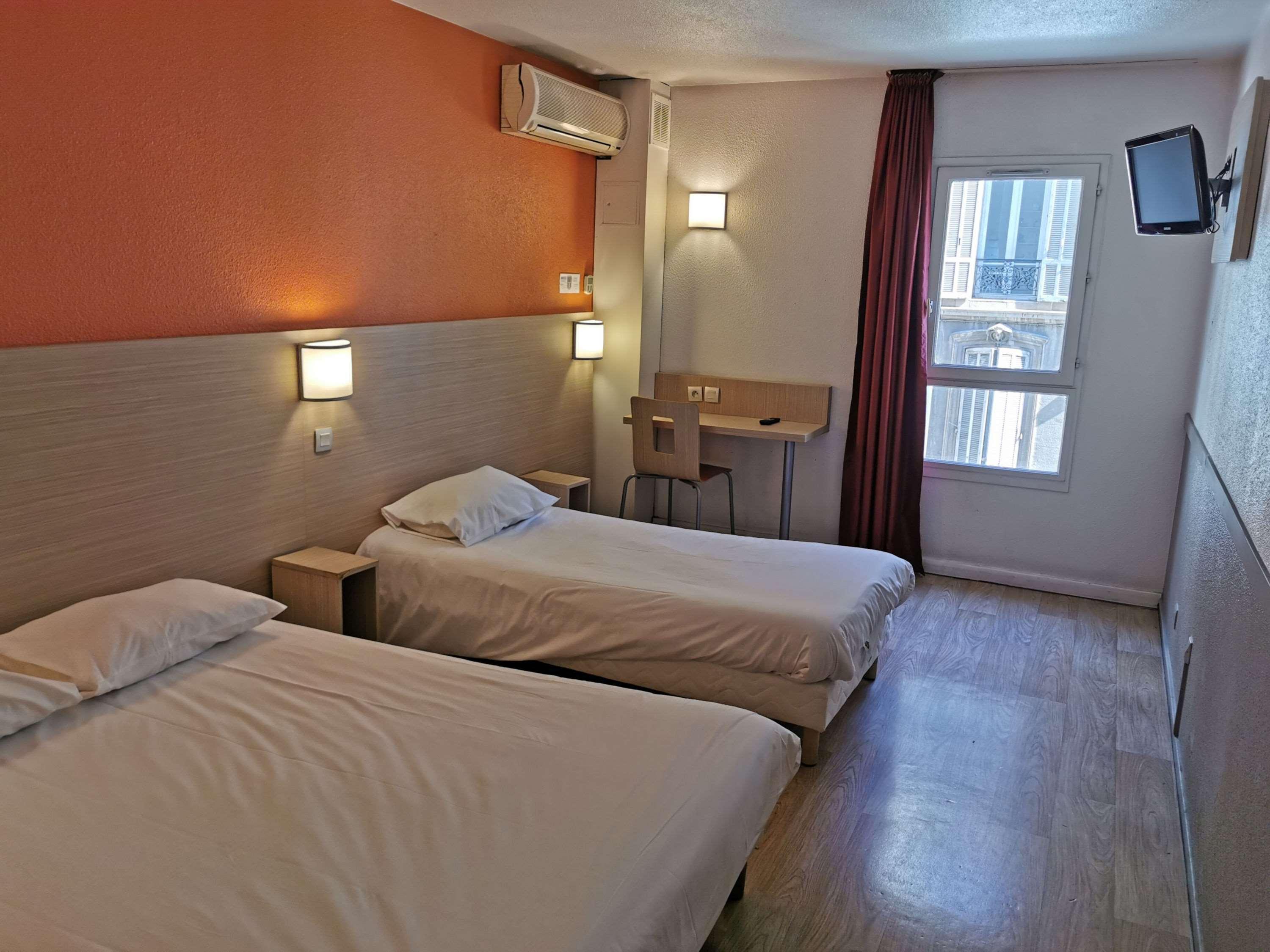 Hotel Ibis Marseille Centre Prefecture Exterior foto